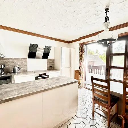 Appartamento 3 Bis 6 Pers Wlan Und Parkplatz, Hdz Und Kliniken In Der Naehe, Direkt An Der A2 Und A30 Gelegen Lohne (North Rhine-Westphalia)